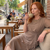 Marguerite™ | Haljina midi s volanima i twist strukom