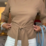 Lea – Elegantni ženski top s vezanjem